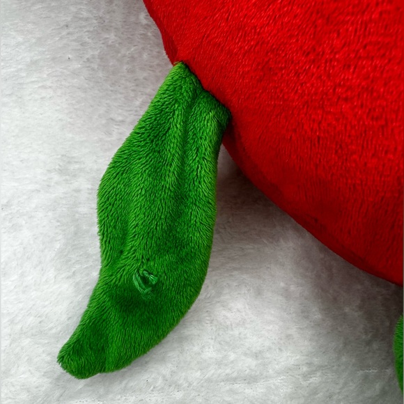 🍓Strawberry Kiss Shopkins Plush- preloved - Picture 4 of 9